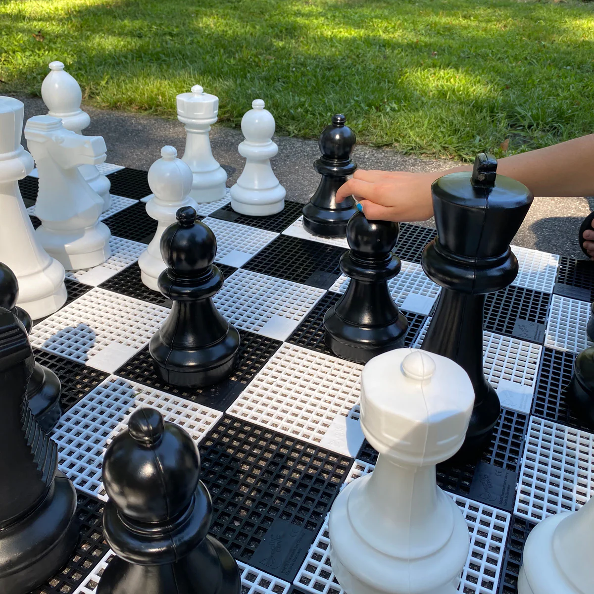 Giant Chess and Board Set - Image 2