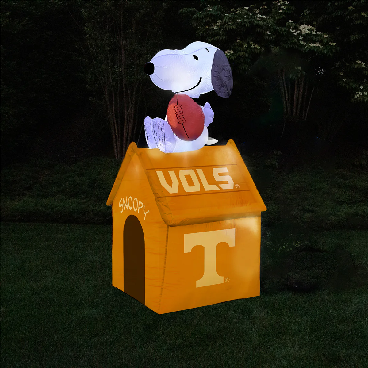 NCAA Inflatable Snoopyâ„¢ Doghouse - Image 21